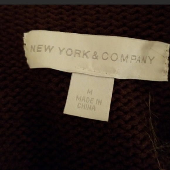 New York and company fur vest - Picture 4 of 4